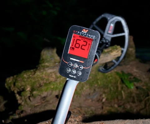 Çanakkale Minelab Vanquish 560 - Aydınlatmalı kullanım