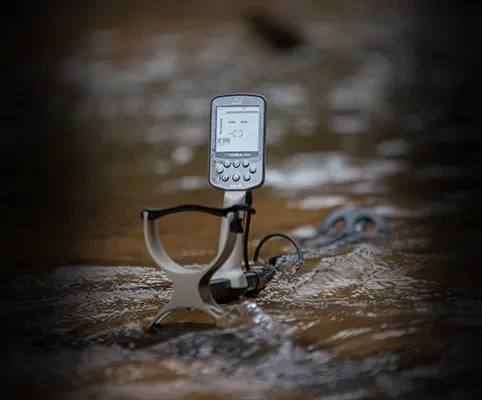Çanakkale Minelab X-Terra Elite - Su geçirmez gövde